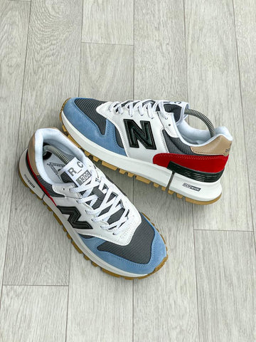 New Balance II Sneakers