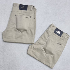 Mondo Cream Men Chino